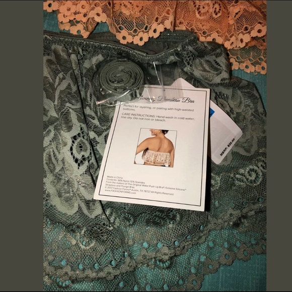 Women’s size XL set of two Flouncey Bandeaus , NWT - Picture 4 of 8